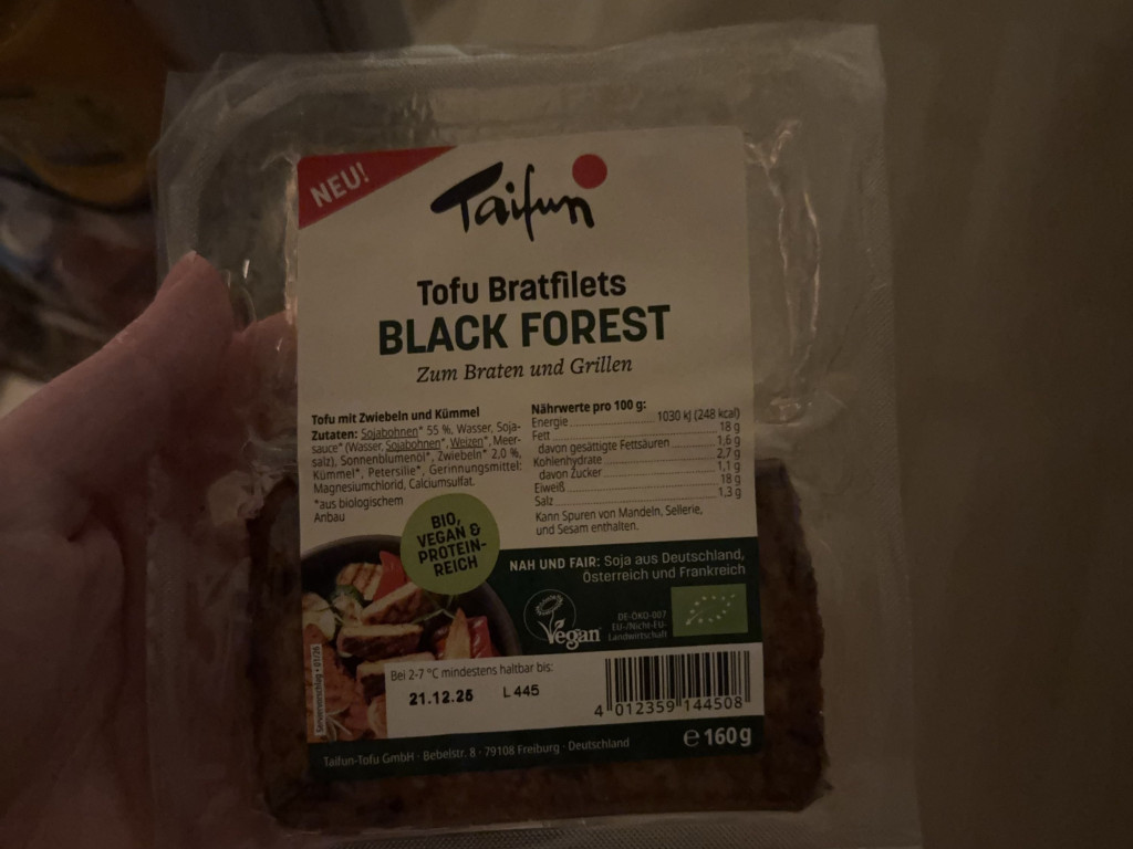 Hochgeladen von: gllorriiaa