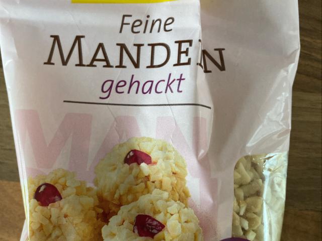 konditor-mandeln, gehackt von DianaErlwein | Hochgeladen von: DianaErlwein