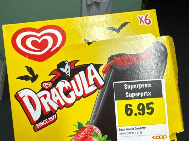 Dracula von Saskiasaurus | Hochgeladen von: Saskiasaurus