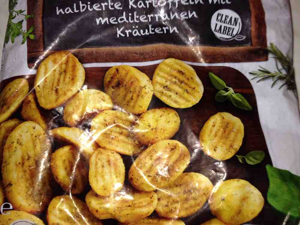 Halbierte Kartoffeln, mit mediterranen Kräutern von Beulenpumper | Hochgeladen von: Beulenpumper