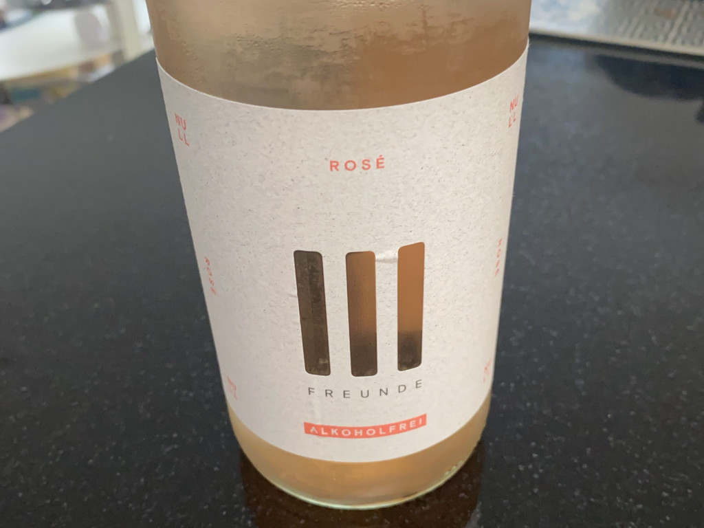 III Freunde Rosé, alkoholfrei von MKdeu14 | Hochgeladen von: MKdeu14 III Freunde Rosé, alkoholfrei von MKdeu14 | Hochgeladen von: MKdeu14