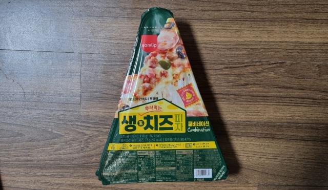 Combination Pizza with Shredded Mozzarella, 피자 콤비네이션 모짜렐라 슈레드치즈  | Uploaded by: Anni-Banani