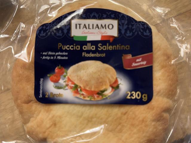 Puccia alla Salentina (Ital. Fladenbrot) by tonistair | Uploaded by: tonistair