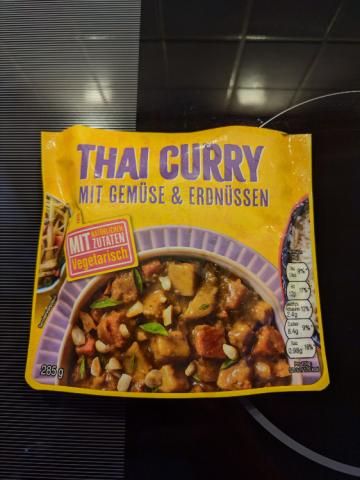 Thai Curry, Mit Gemüse & Erdnüssen by LNZBNDR | Uploaded by: LNZBNDR