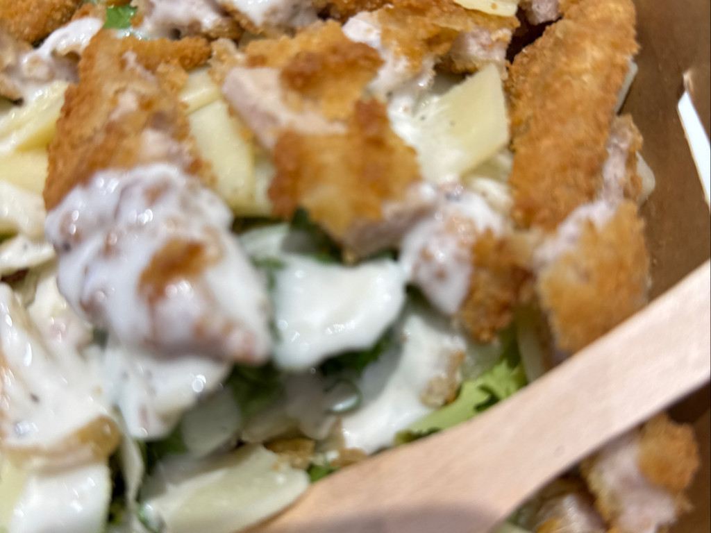 Mc Donald Grilled Chicken Caesar Salad, o. Dressing von Daniela5 | Hochgeladen von: Daniela5714