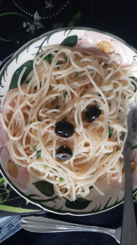 Spaghetti aglio olio peperoncino von MaryKr | Hochgeladen von: MaryKr