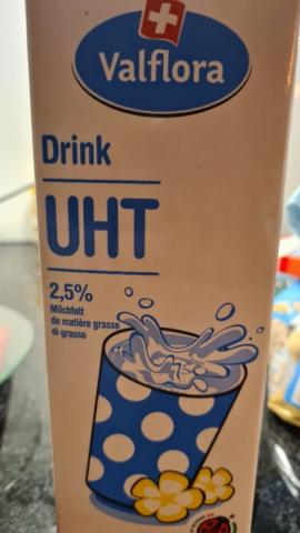 UHT Drink, 2.5% Milchfett von nebojsa.buovski | Hochgeladen von: nebojsa.buovski