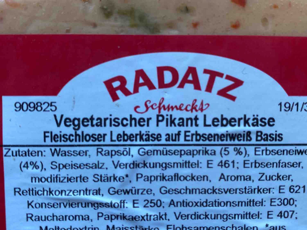 Vegetarischer Pikant Leberkäse, Fleischlos auf Erbseneiweiss Bas | Hochgeladen von: BladaBua
