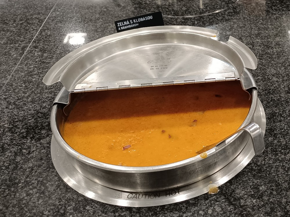 Hochgeladen von: Stella Steinbrenner