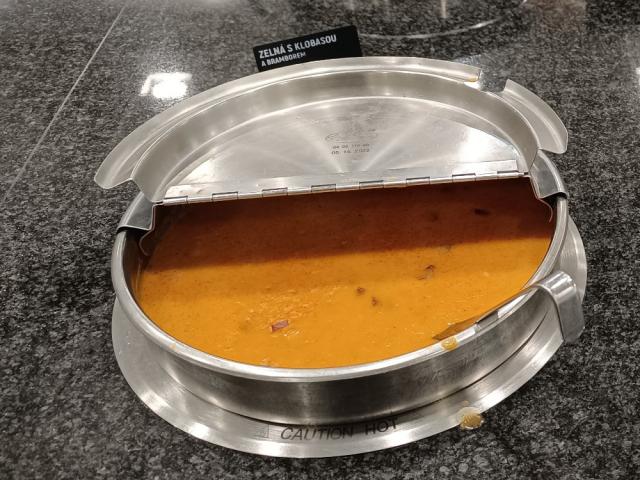 Hochgeladen von: Stella Steinbrenner