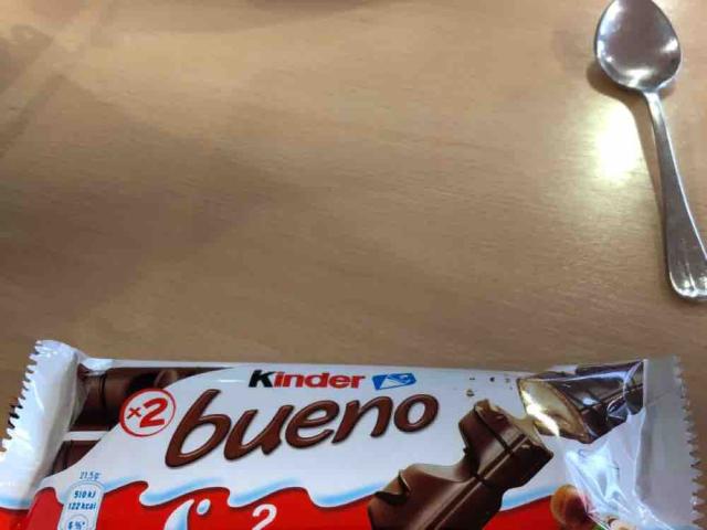 Kinder bueno, Milchhaselnusscreme von Rummel | Hochgeladen von: Rummel