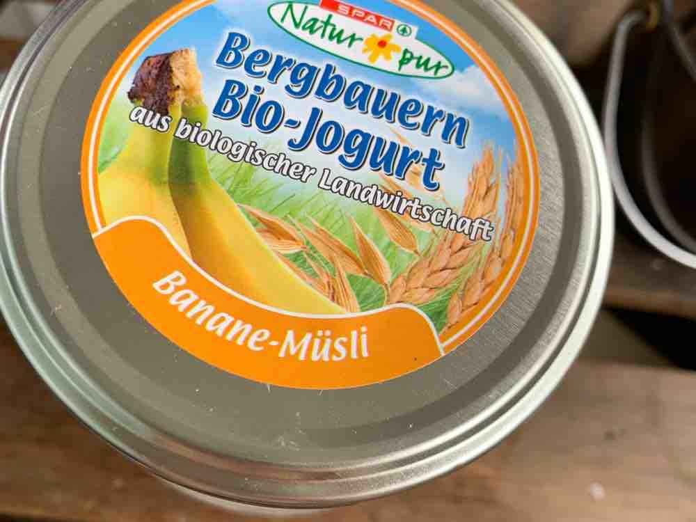 Berbauern Bio-Joghurt, Banane-Müsli von verenaschwarz19290 | Hochgeladen von: verenaschwarz19290