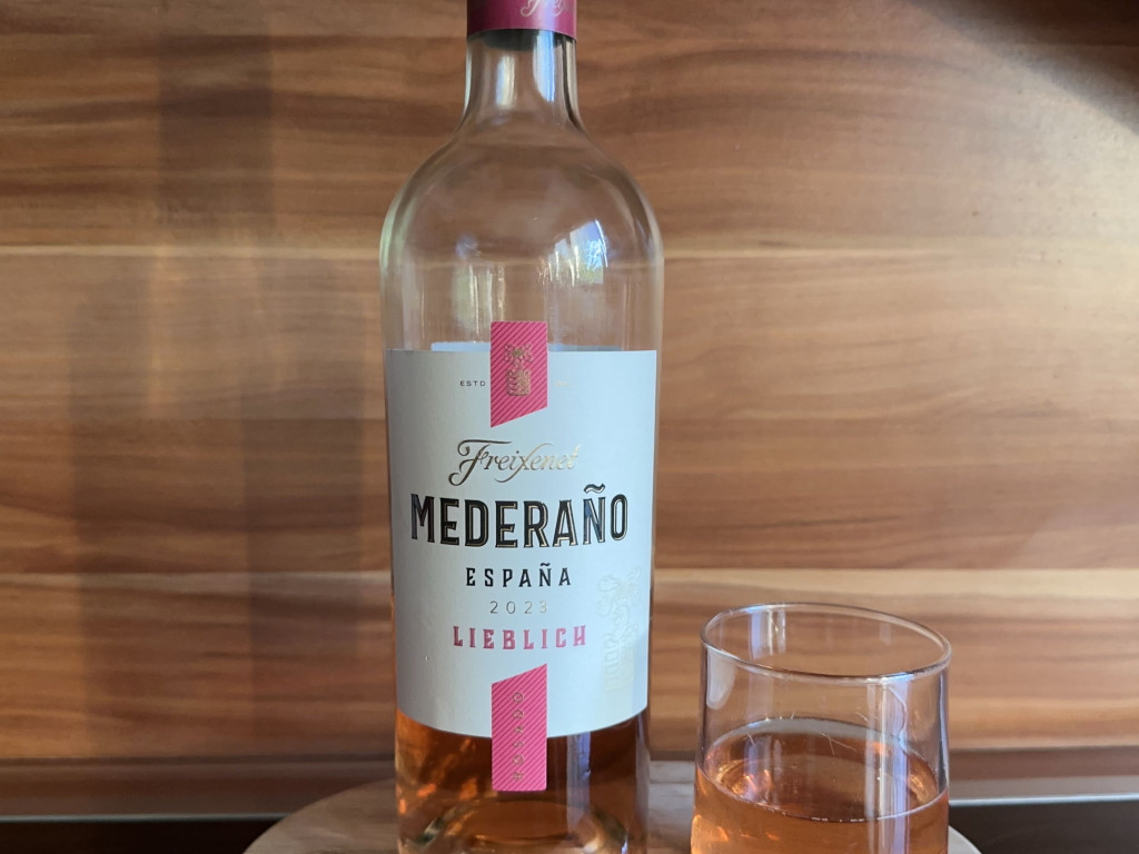 Mederano Freixenet lieblich von Lenni13 | Hochgeladen von: Lenni13 Mederano Freixenet lieblich von Lenni13 | Hochgeladen von: Lenni13