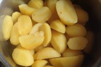 Kartoffeln gekocht, ohne Schale, gesalzen | Hochgeladen von: Jule0