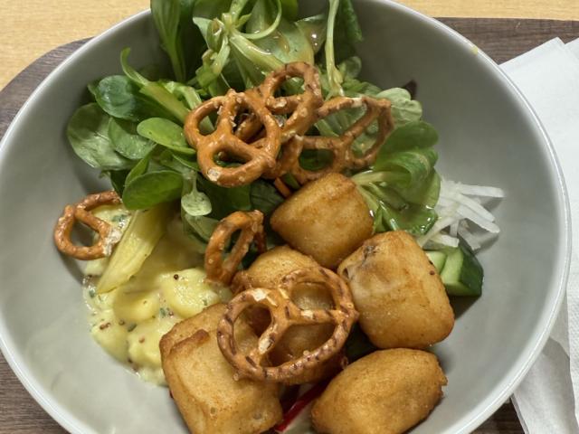 Hochgeladen von: noName24 Hochgeladen von: noName24