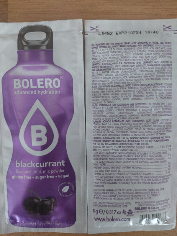 Wasser mit Bolero (blakcurrant), stark verdünnt von Stefanie Hew | Hochgeladen von: Stefanie Hewelt