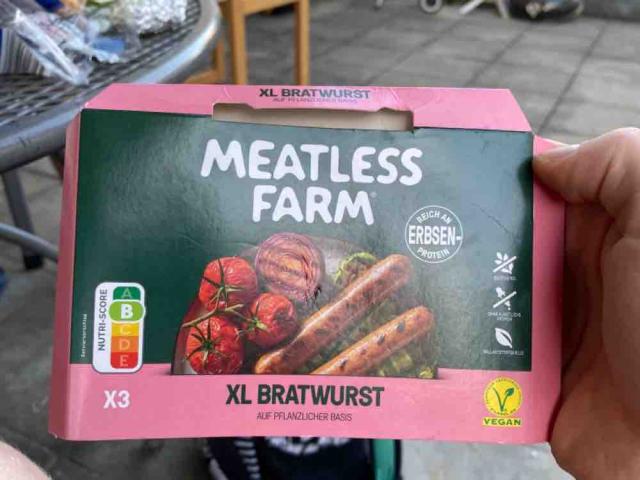 XL Bratwurst, vegan by jonesindiana | Uploaded by: jonesindiana