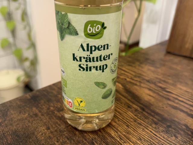 Alpenkräuter Sirup von LaWa2407 | Hochgeladen von: LaWa2407