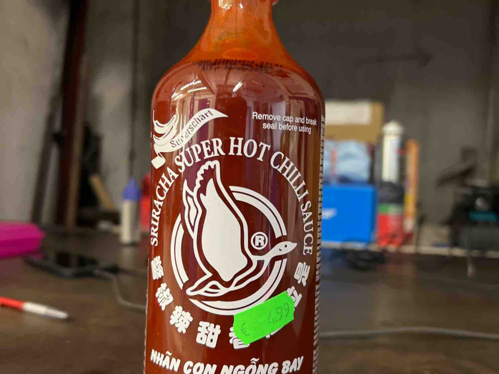 Sriracha Chili Soße, roter Deckel von tmhrnc | Hochgeladen von: tmhrnc