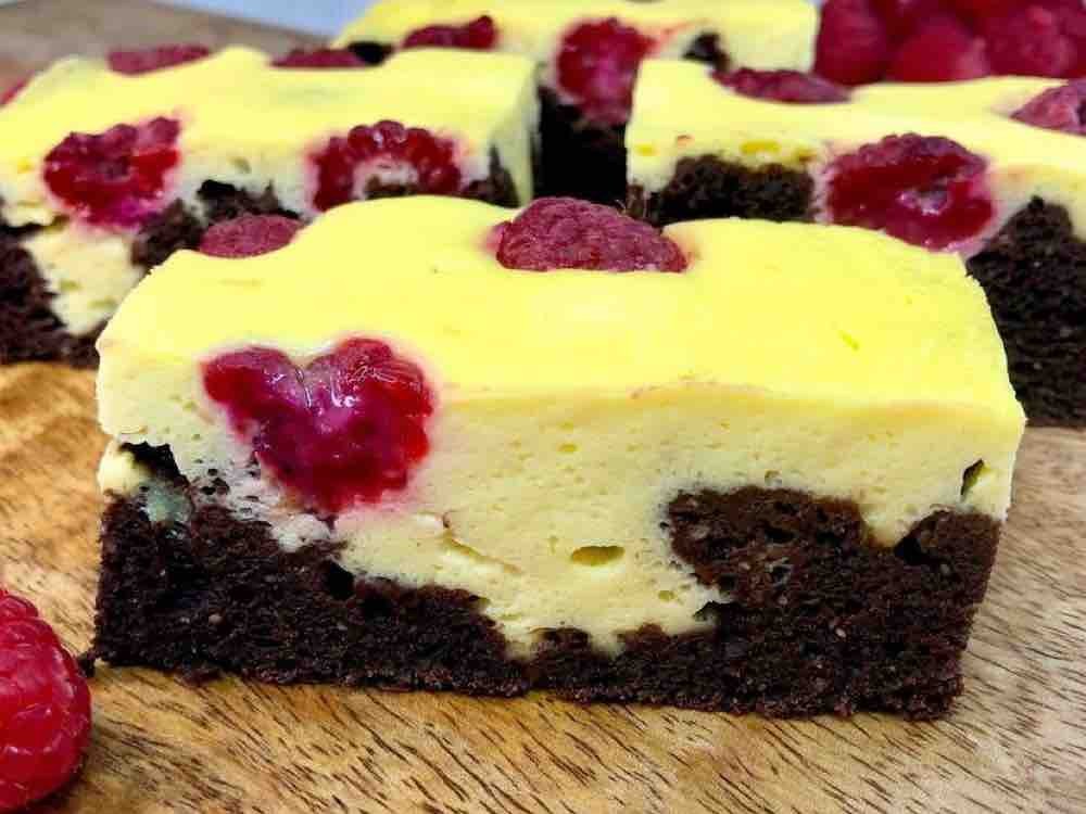 Cheesecake-Brownie (CaroCalorie), 1 Stück 100g von Easy489 | Hochgeladen von: Easy489