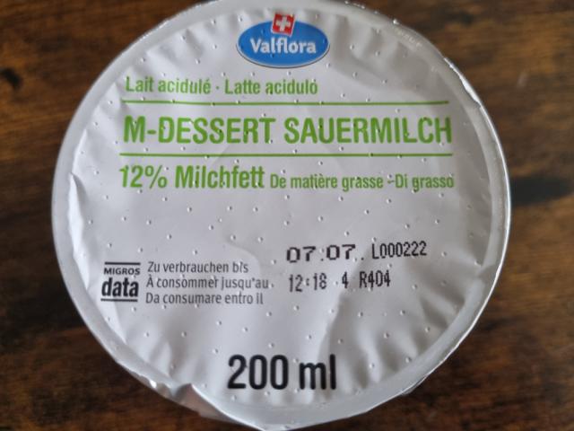 Sauermilch, 12% Milchfett by relhob | Uploaded by: relhob