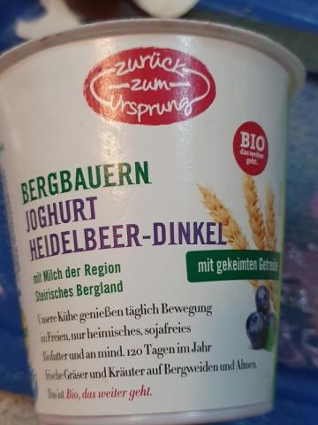 Heidelbeer-Dinkel Joghurt Bergbauern, Bio von nicolefeldmann393 | Hochgeladen von: nicolefeldmann393