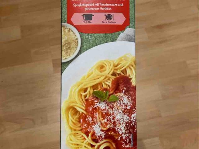 Spaghetti mit Tomatensauce by aaabacaxiii | Uploaded by: aaabacaxiii