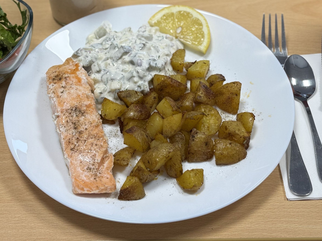 Hochgeladen von: Thom2021