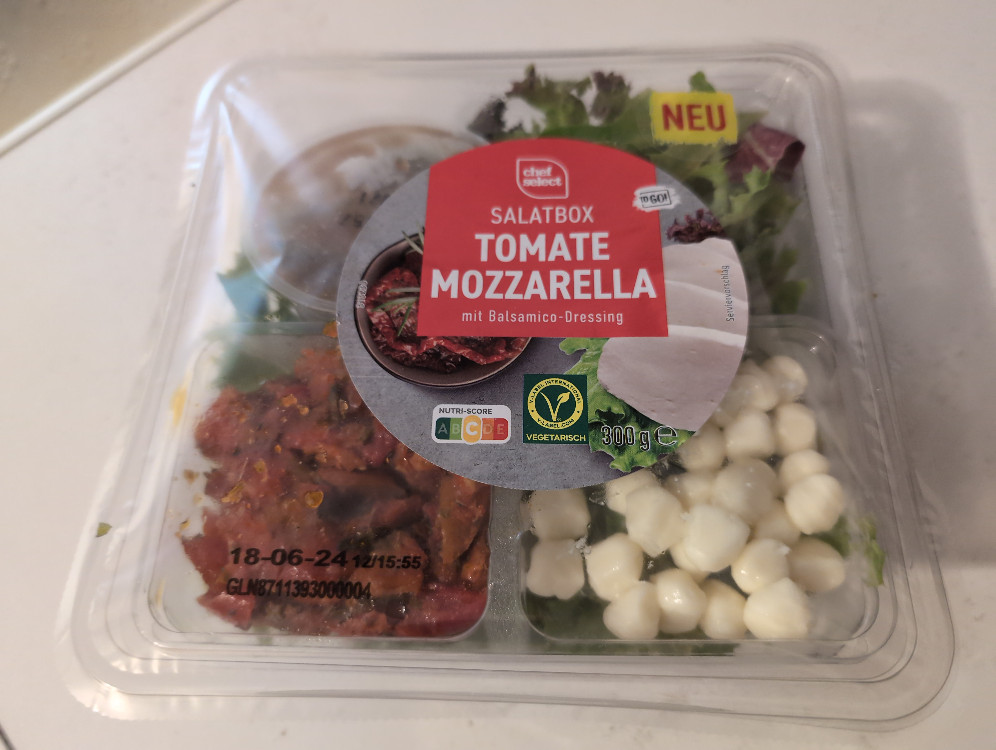 Salatbox Tomate Mozzarella, mit Balsamico-Dressing von Bauchfett | Hochgeladen von: Bauchfett918