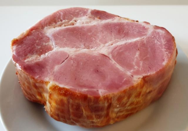 Judd cuit sans os (Schweinekamm gekocht ohne Knochen) | Hochgeladen von: rolandwinandy