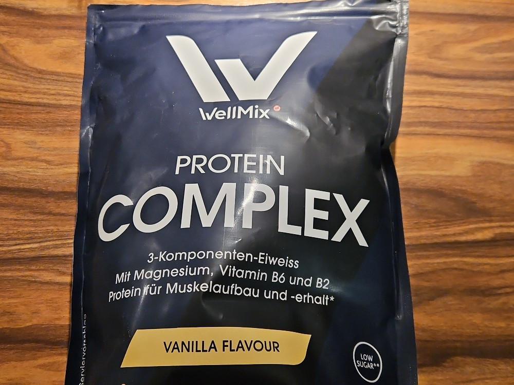 Protein Complex Vanilla Flavour mit Milch von mailoo | Hochgeladen von: mailoo