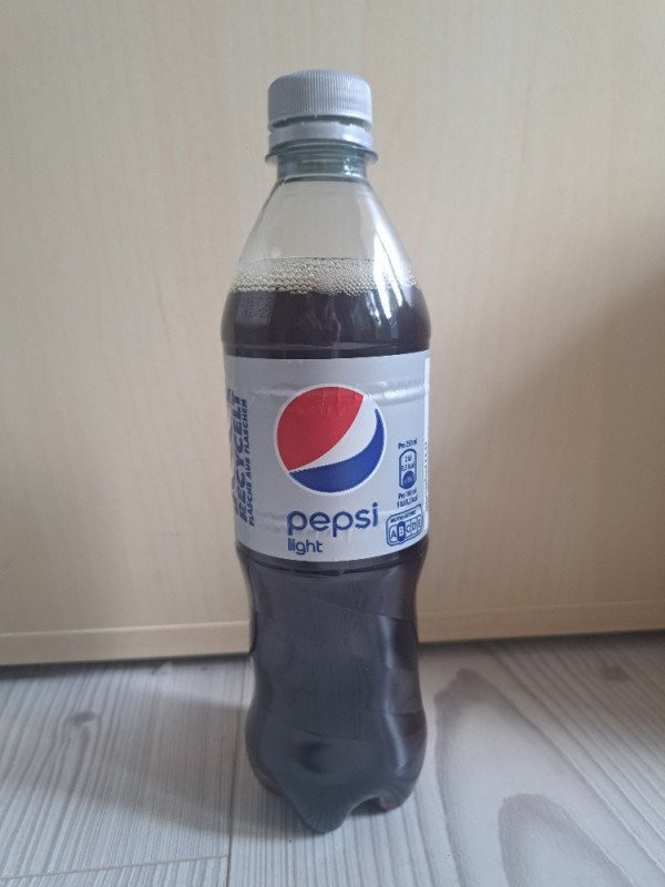Pepsi light von asyaundluna | Hochgeladen von: asyaundluna