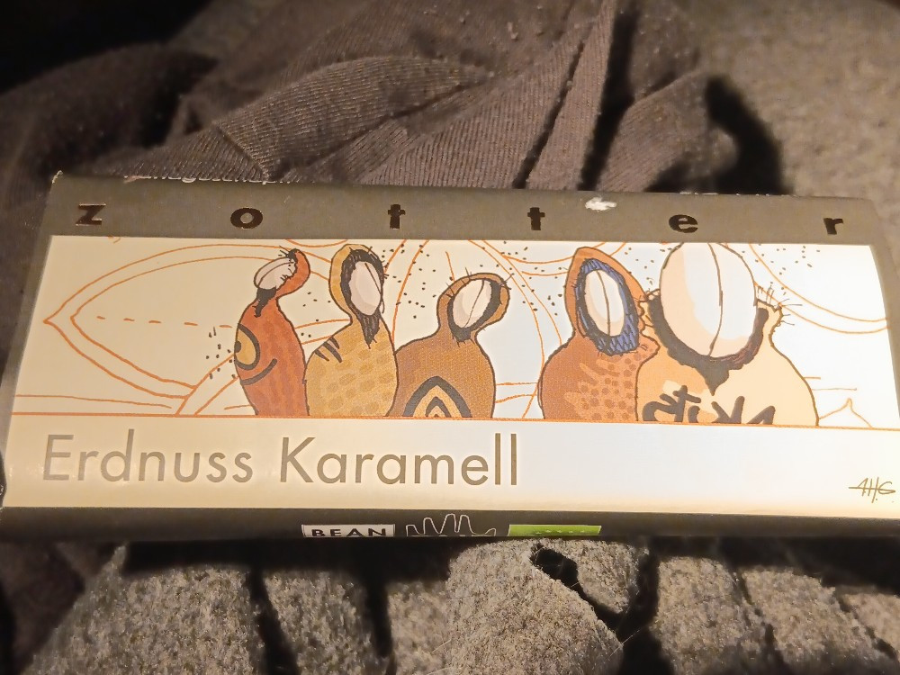 Dunkle Schokolade Erdnuss Karamell von Katasuomi | Hochgeladen von: Katasuomi Dunkle Schokolade Erdnuss Karamell von Katasuomi | Hochgeladen von: Katasuomi