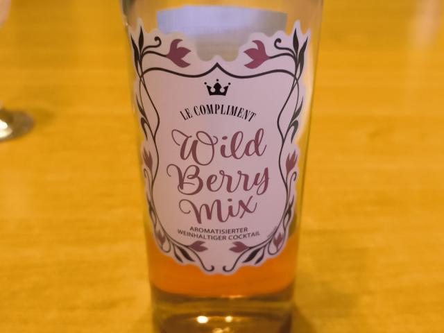 Hochgeladen von: Catinkaaa