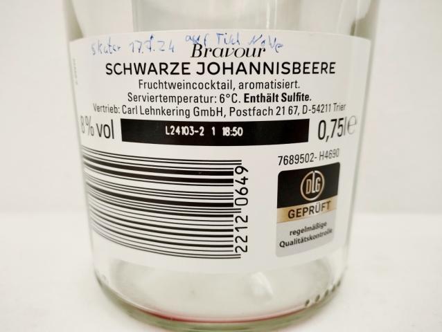 Bravour - Schwarze Johannisbeere: Fruity-Secco, 8% vol | Hochgeladen von: micha66/Akens-Flaschenking