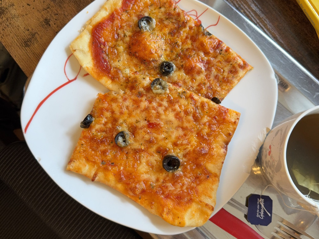 Hochgeladen von: ginevrasantangelo Hochgeladen von: ginevrasantangelo