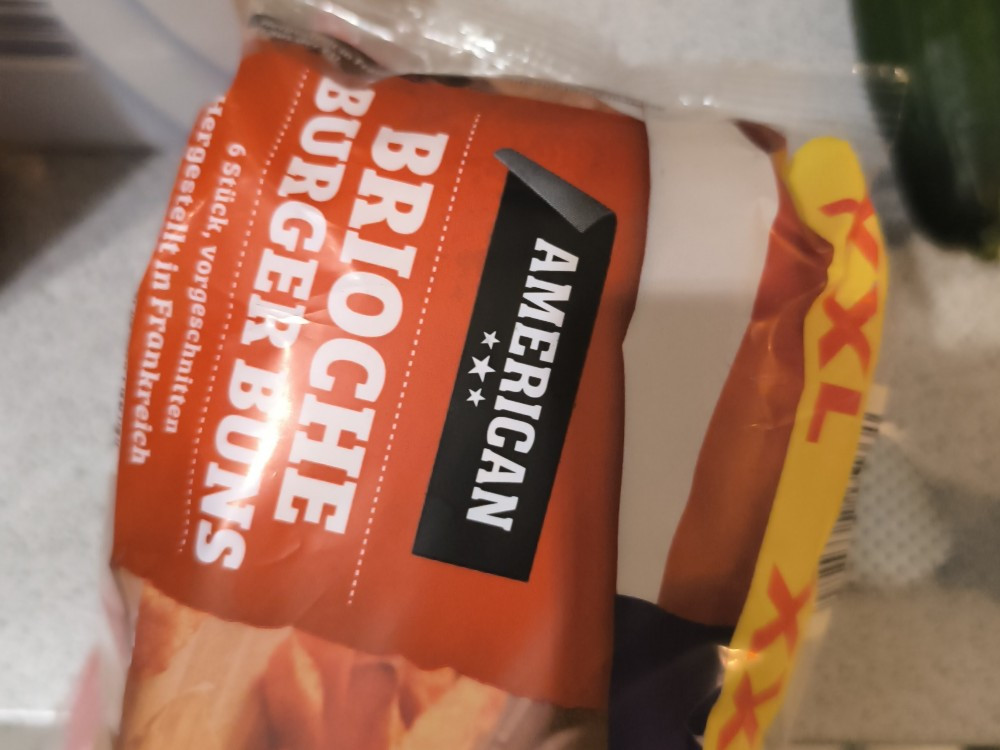 Hochgeladen von: angelalovesblink