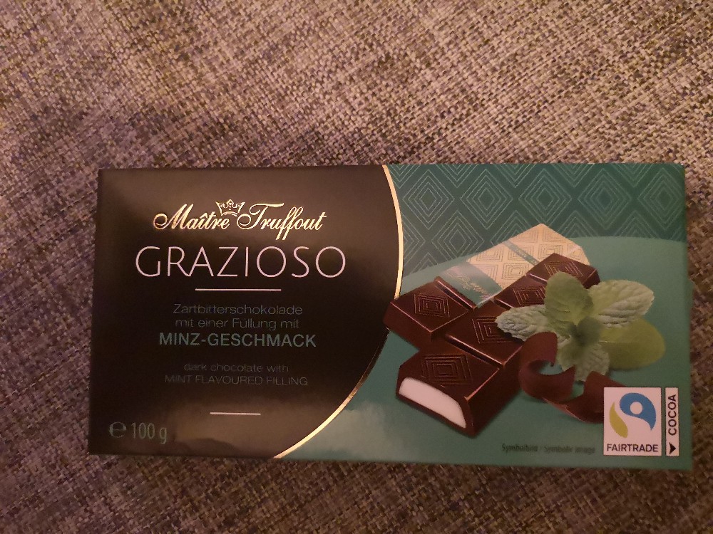 Zartbitterschokolade mit einer Füllung mit Minz-Geschmack von ma | Hochgeladen von: mattttzzze