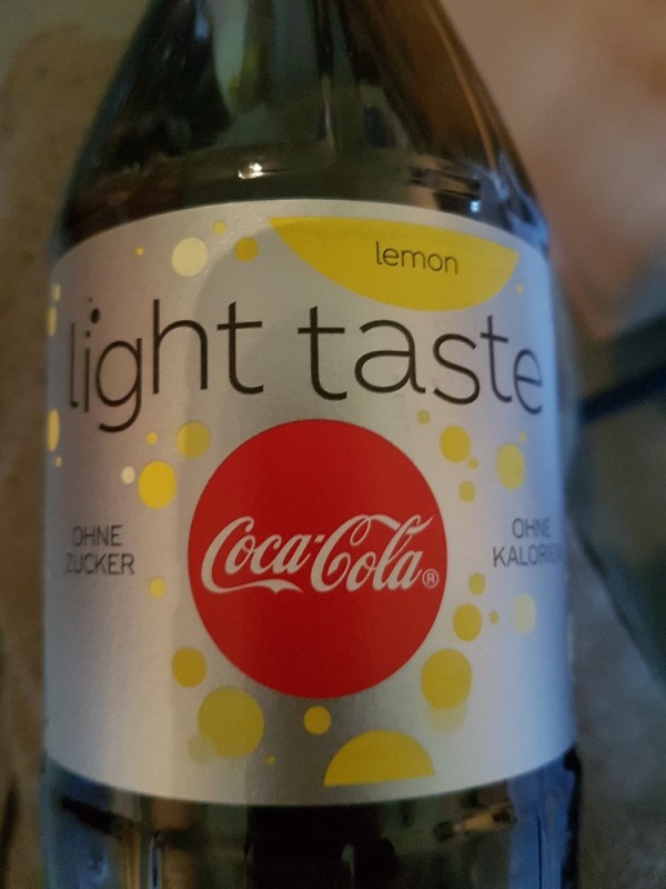 Coca Cola light taste lemon, Ohne Zucker von Tribi | Hochgeladen von: Tribi