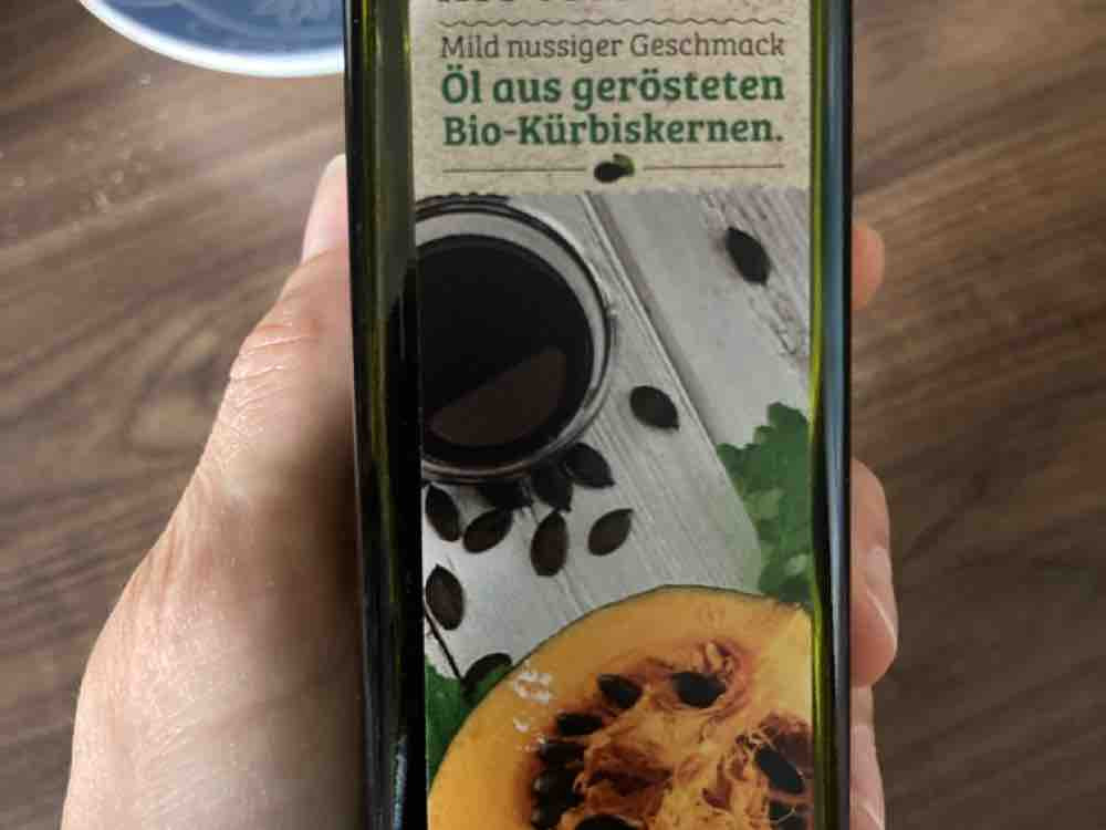Kürbiskernöl, aus Österreich von ClaudiaKa | Hochgeladen von: ClaudiaKa