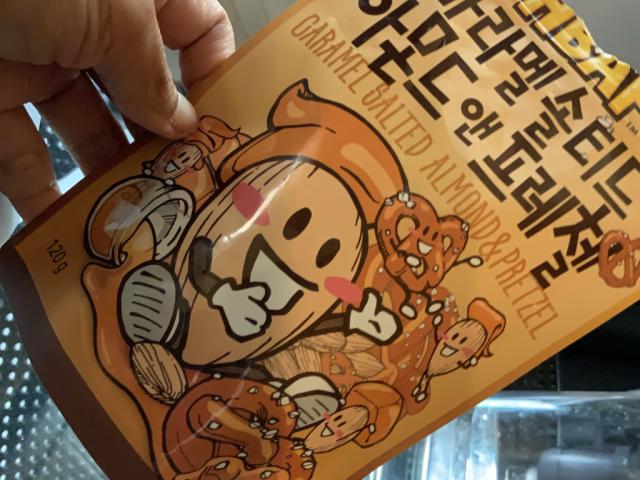 Uploaded by: lavlav Uploaded by: lavlav
