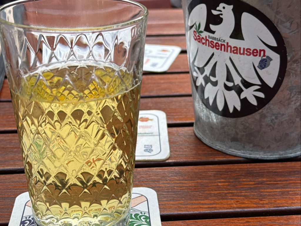 Hochgeladen von: clau27 Hochgeladen von: clau27