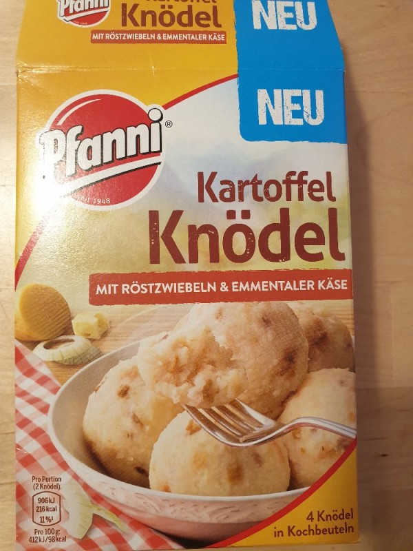 Kartoffel  Knödel, mit Röstzwiebel  & Emmentaler Käse von ca | Hochgeladen von: carolinwenzel757