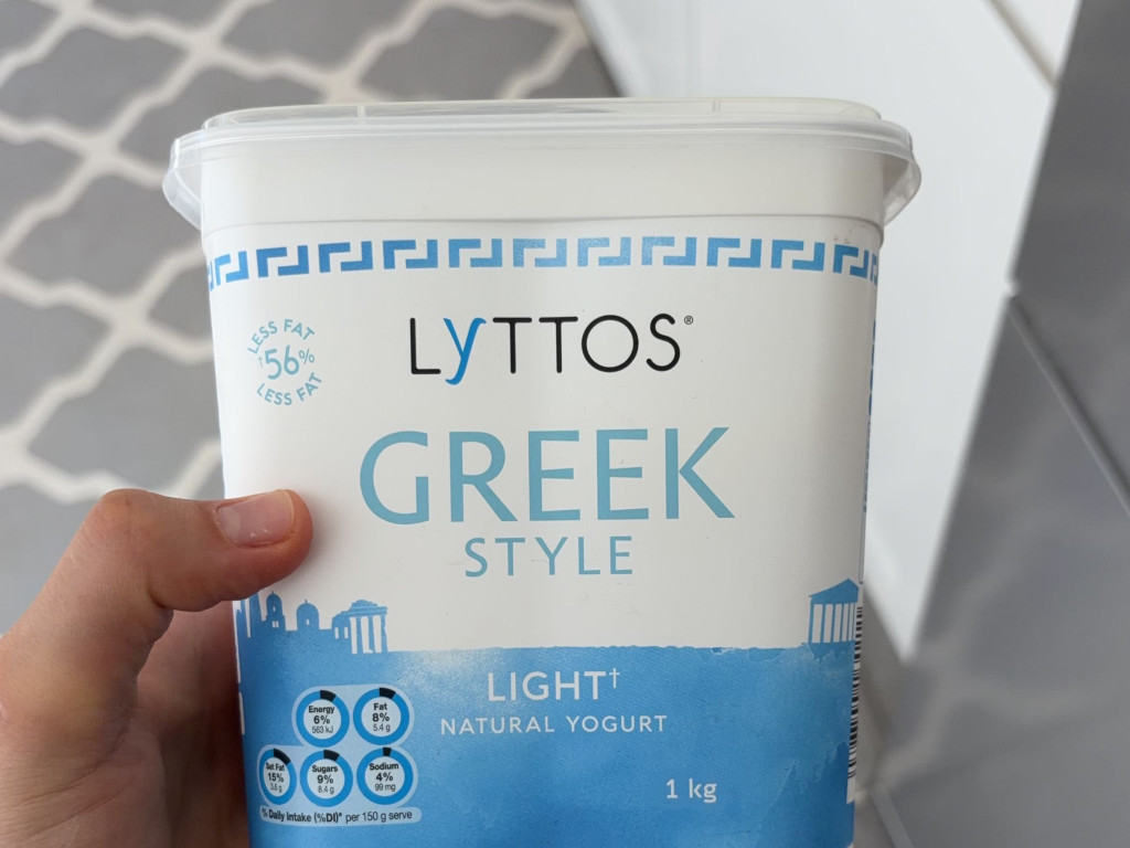 Hochgeladen von: valeriegmpl