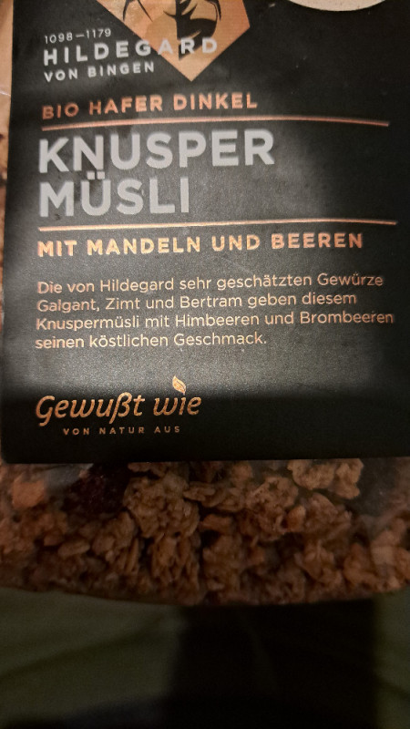Knusper Müsli, mit Mandeln und Beeren von daniela891701 | Hochgeladen von: daniela891701