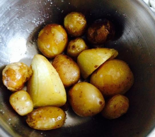 Kartoffel, frisch, gegart, mit Schale a la BeTh  | Uploaded by: Mrs.BeTh