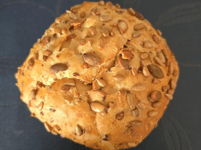 Hochgeladen von: atum