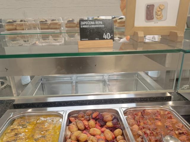 Hochgeladen von: Stella Steinbrenner