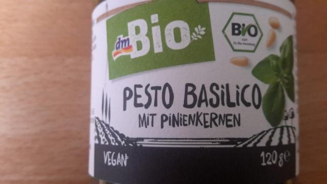 Pesto Basilico mit Pinienkernen | Hochgeladen von: subtrahine