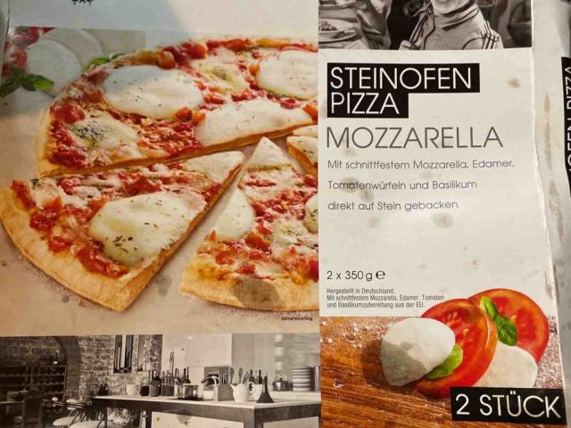 Steinofen Pizza Mozzarella by albertasamira | Hochgeladen von: albertasamira